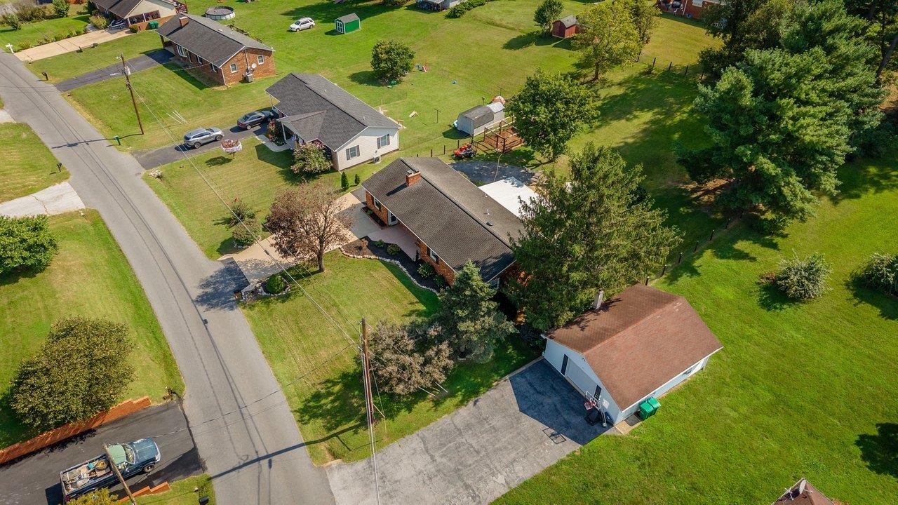 23 GREENFIELD RD, LURAY, Virginia 22835, 3 Bedrooms Bedrooms, ,2 BathroomsBathrooms,Residential,23 GREENFIELD RD,681989 MLS # 681989
