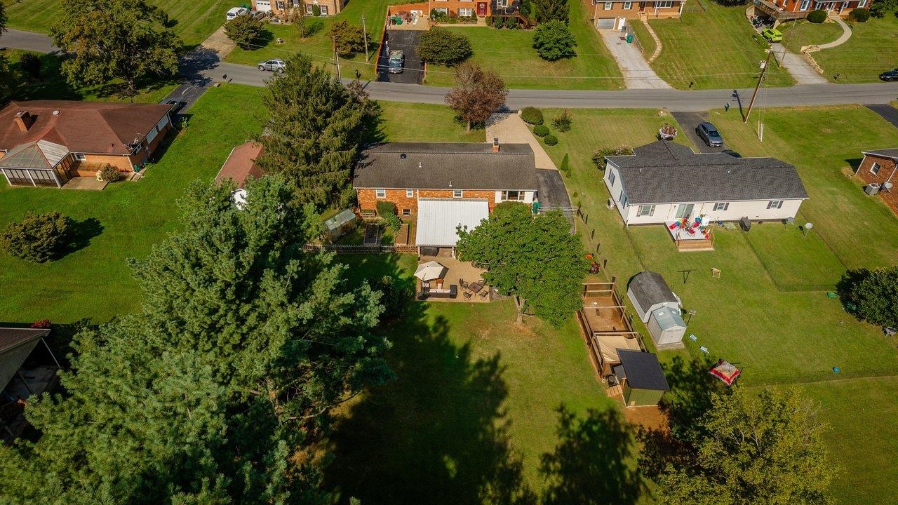 23 GREENFIELD RD, LURAY, Virginia 22835, 3 Bedrooms Bedrooms, ,2 BathroomsBathrooms,Residential,23 GREENFIELD RD,681989 MLS # 681989
