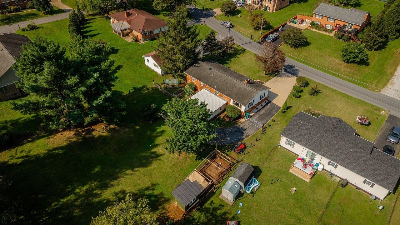 23 GREENFIELD RD, LURAY, Virginia 22835, 3 Bedrooms Bedrooms, ,2 BathroomsBathrooms,Residential,23 GREENFIELD RD,681989 MLS # 681989