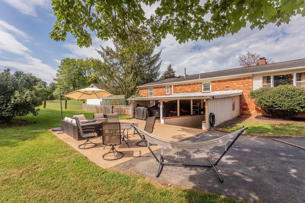 23 GREENFIELD RD, LURAY, Virginia 22835, 3 Bedrooms Bedrooms, ,2 BathroomsBathrooms,Residential,23 GREENFIELD RD,681989 MLS # 681989