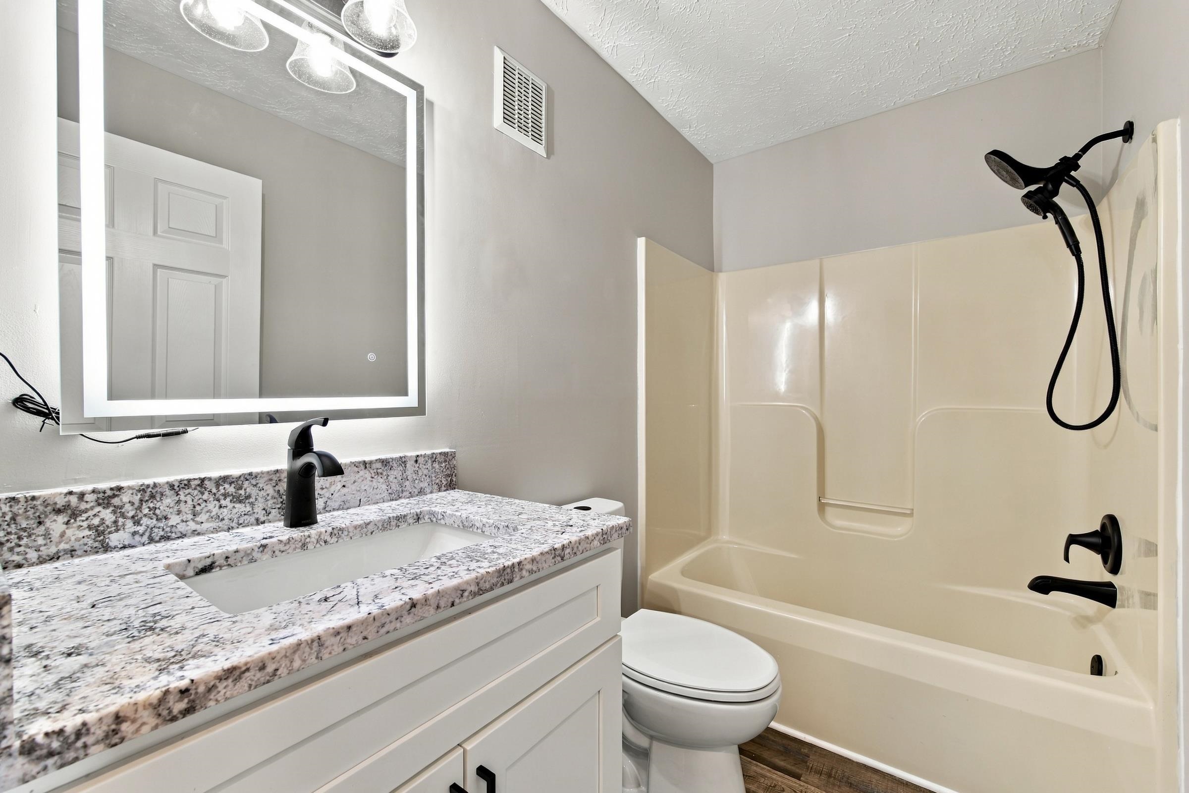 1290 OX RD, WOODSTOCK, Virginia 22664, 2 Bedrooms Bedrooms, ,2 BathroomsBathrooms,Residential,1290 OX RD,682005 MLS # 682005 1290 OX RD, WOODSTOCK, Virginia 22664, 2 Bedrooms Bedrooms, ,2 BathroomsBathrooms,Residential,1290 OX RD,682005 MLS # 682005