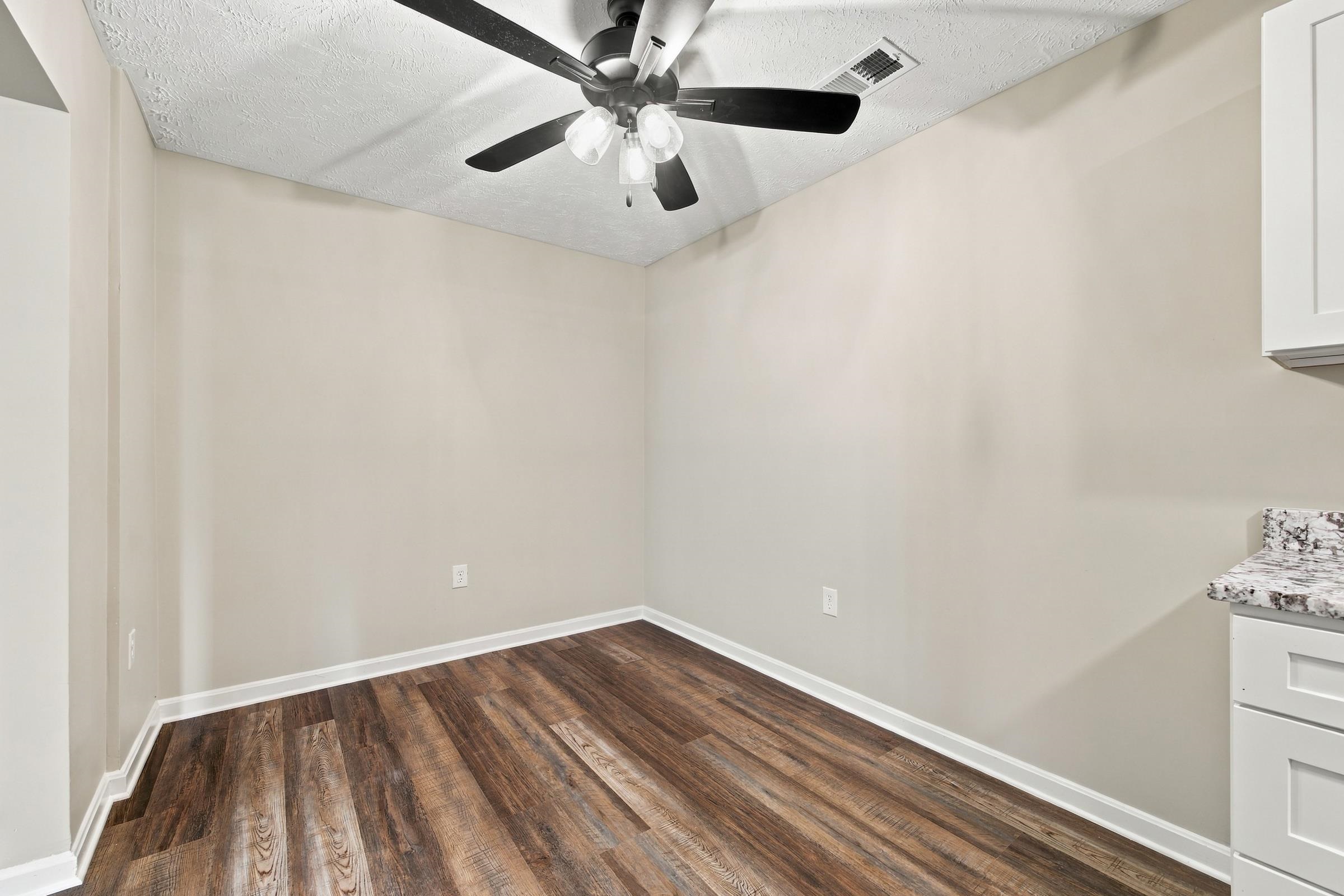 1290 OX RD, WOODSTOCK, Virginia 22664, 2 Bedrooms Bedrooms, ,2 BathroomsBathrooms,Residential,1290 OX RD,682005 MLS # 682005 1290 OX RD, WOODSTOCK, Virginia 22664, 2 Bedrooms Bedrooms, ,2 BathroomsBathrooms,Residential,1290 OX RD,682005 MLS # 682005