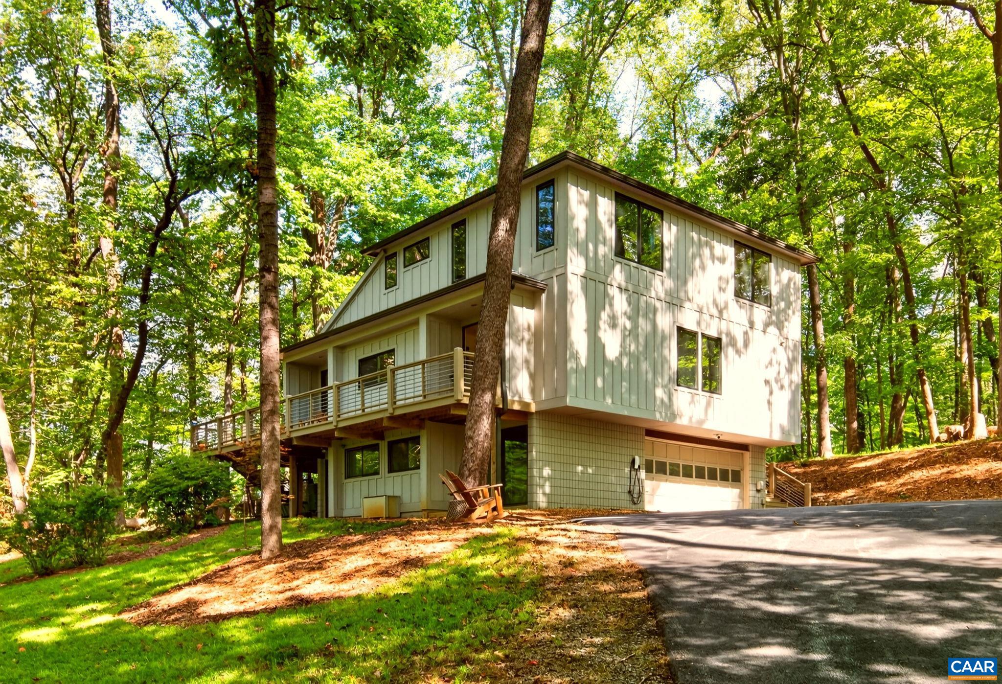 268 DEER CREST HTS, CHARLOTTESVILLE, Virginia 22903, 4 Bedrooms Bedrooms, ,3 BathroomsBathrooms,Residential,268 DEER CREST HTS,682023 MLS # 682023