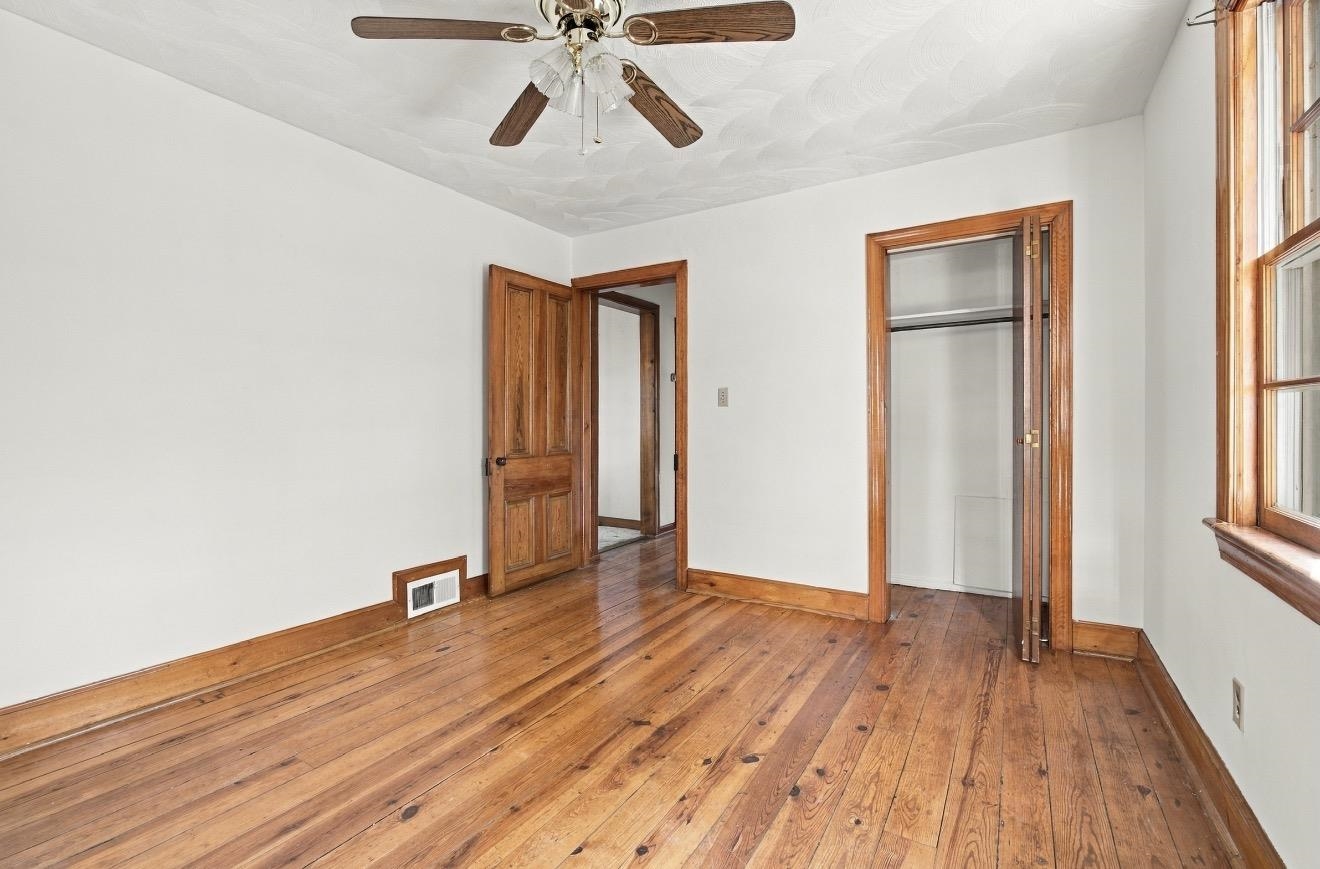 27 MIDDLE RIVER DR, VERONA, Virginia 24482, 3 Bedrooms Bedrooms, ,2 BathroomsBathrooms,Residential,27 MIDDLE RIVER DR,682052 MLS # 682052 27 MIDDLE RIVER DR, VERONA, Virginia 24482, 3 Bedrooms Bedrooms, ,2 BathroomsBathrooms,Residential,27 MIDDLE RIVER DR,682052 MLS # 682052