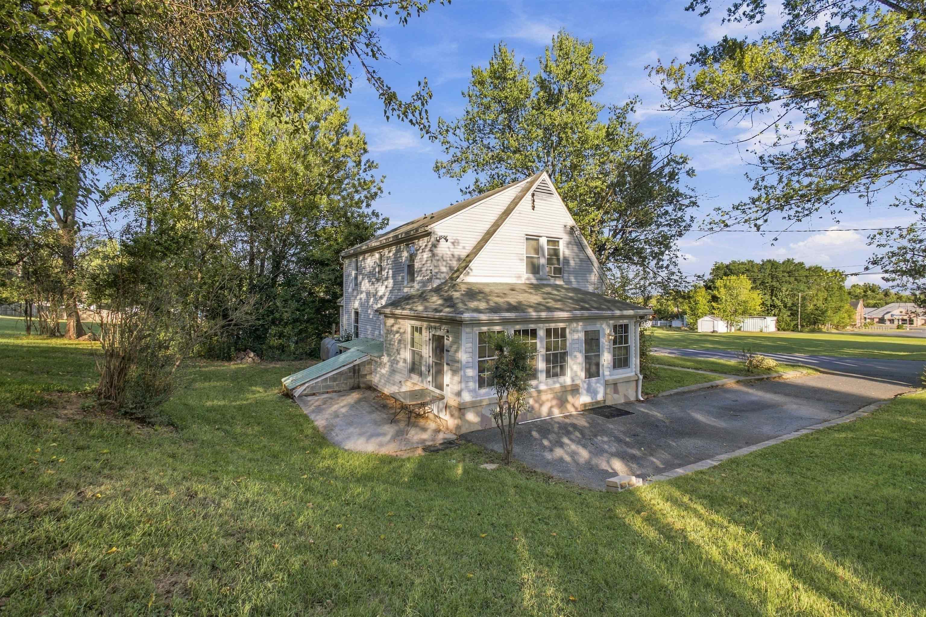 27 MIDDLE RIVER DR, VERONA, Virginia 24482, 3 Bedrooms Bedrooms, ,2 BathroomsBathrooms,Residential,27 MIDDLE RIVER DR,682052 MLS # 682052 27 MIDDLE RIVER DR, VERONA, Virginia 24482, 3 Bedrooms Bedrooms, ,2 BathroomsBathrooms,Residential,27 MIDDLE RIVER DR,682052 MLS # 682052