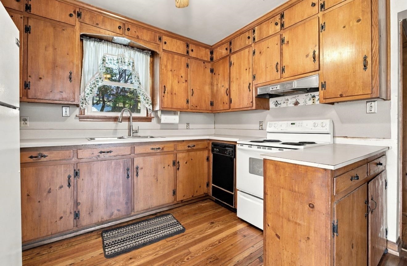 27 MIDDLE RIVER DR, VERONA, Virginia 24482, 3 Bedrooms Bedrooms, ,2 BathroomsBathrooms,Residential,27 MIDDLE RIVER DR,682052 MLS # 682052 27 MIDDLE RIVER DR, VERONA, Virginia 24482, 3 Bedrooms Bedrooms, ,2 BathroomsBathrooms,Residential,27 MIDDLE RIVER DR,682052 MLS # 682052
