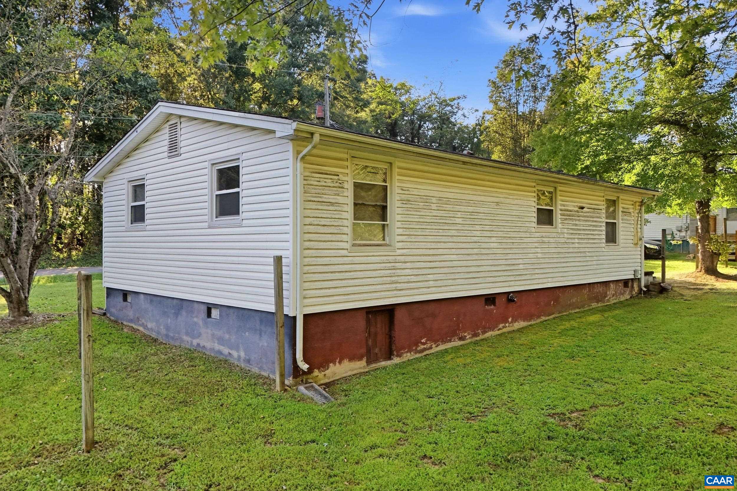1104 OLD LOUISA RD, GORDONSVILLE, Virginia 22942, 3 Bedrooms Bedrooms, ,1 BathroomBathrooms,Residential,1104 OLD LOUISA RD,682078 MLS # 682078 1104 OLD LOUISA RD, GORDONSVILLE, Virginia 22942, 3 Bedrooms Bedrooms, ,1 BathroomBathrooms,Residential,1104 OLD LOUISA RD,682078 MLS # 682078