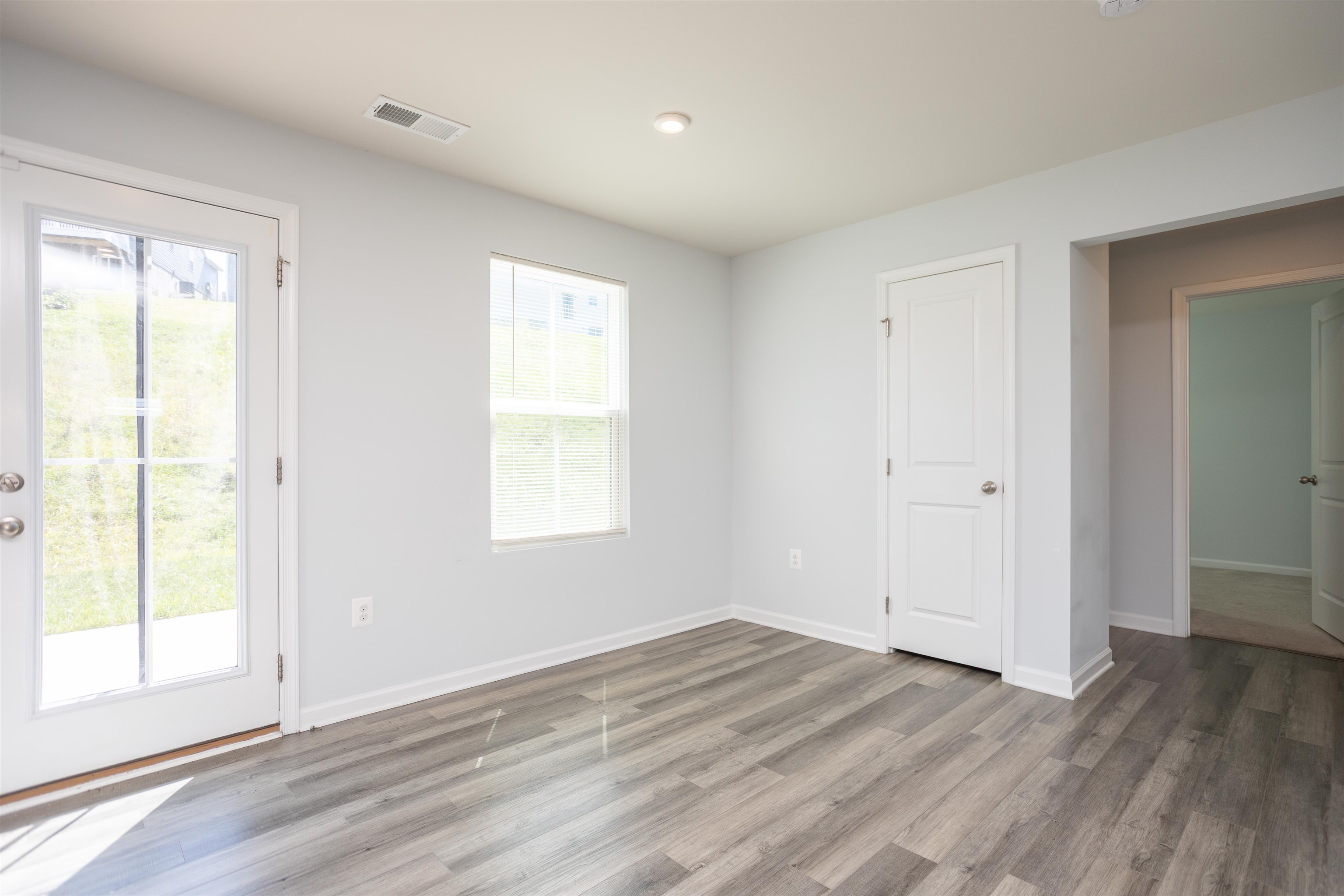 2065 TAILOR DR, ROCKINGHAM, Virginia 22801, 4 Bedrooms Bedrooms, ,2 BathroomsBathrooms,Residential,2065 TAILOR DR,682086 MLS # 682086 2065 TAILOR DR, ROCKINGHAM, Virginia 22801, 4 Bedrooms Bedrooms, ,2 BathroomsBathrooms,Residential,2065 TAILOR DR,682086 MLS # 682086