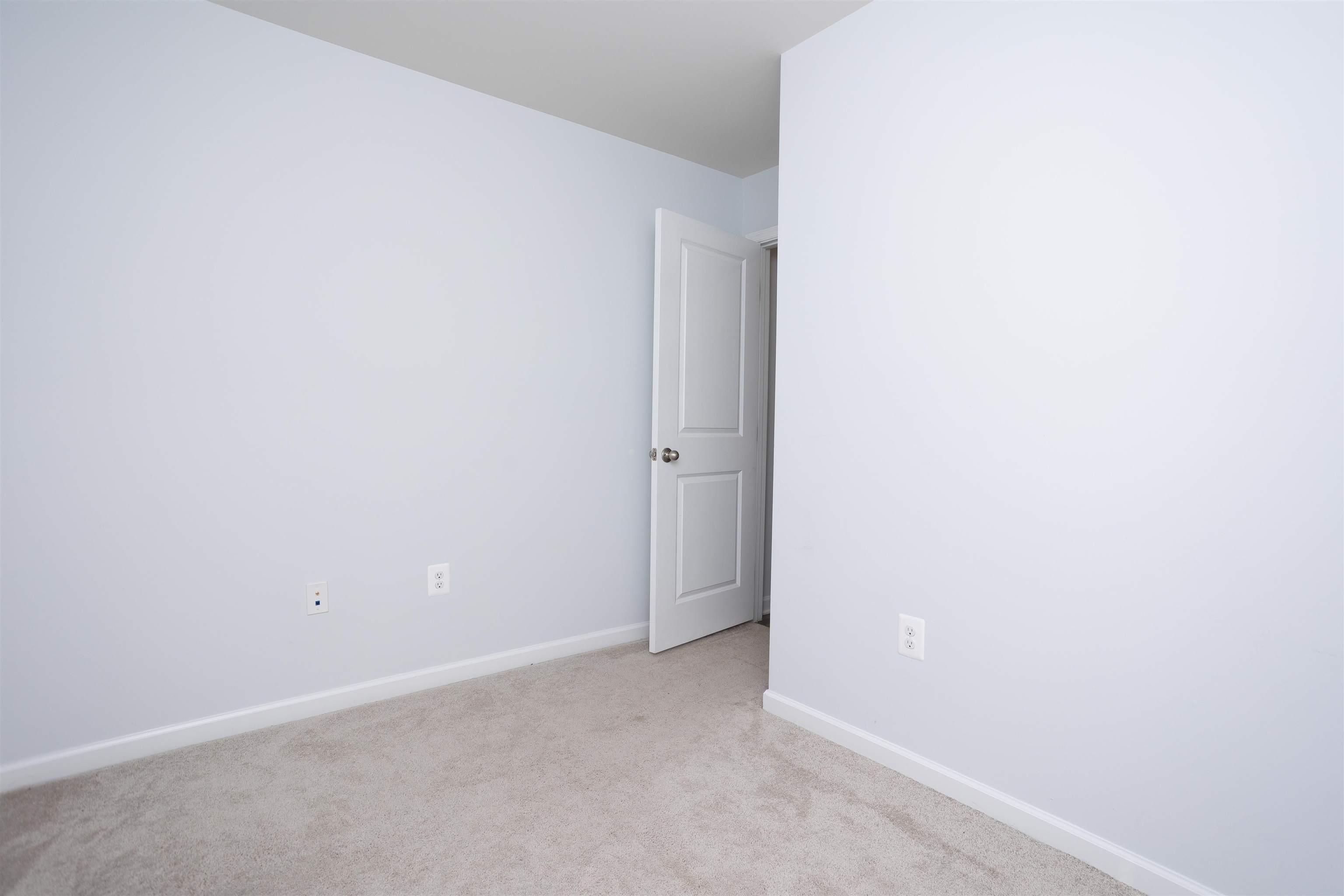 2065 TAILOR DR, ROCKINGHAM, Virginia 22801, 4 Bedrooms Bedrooms, ,2 BathroomsBathrooms,Residential,2065 TAILOR DR,682086 MLS # 682086 2065 TAILOR DR, ROCKINGHAM, Virginia 22801, 4 Bedrooms Bedrooms, ,2 BathroomsBathrooms,Residential,2065 TAILOR DR,682086 MLS # 682086