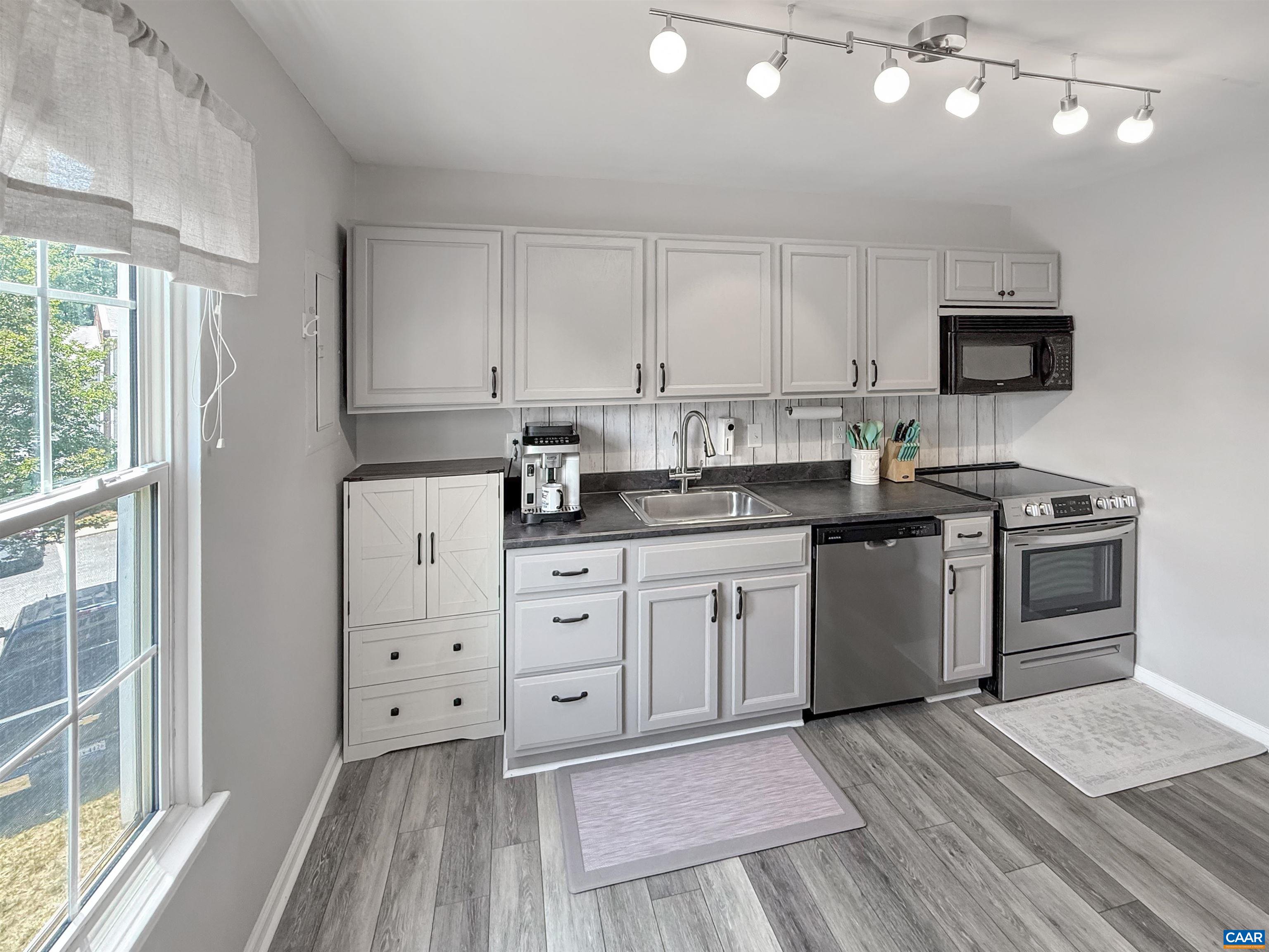 1354 VILLA WAY, CHARLOTTESVILLE, Virginia 22903, 3 Bedrooms Bedrooms, ,2 BathroomsBathrooms,Residential,1354 VILLA WAY,682088 MLS # 682088