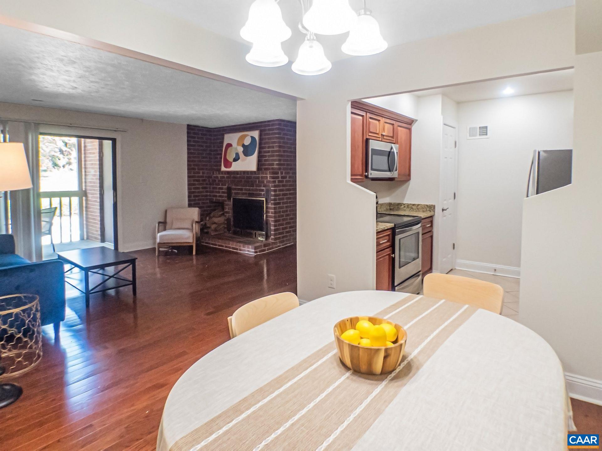 114 TURTLE CREEK RD, CHARLOTTESVILLE, Virginia 22901, 2 Bedrooms Bedrooms, ,2 BathroomsBathrooms,Residential,114 TURTLE CREEK RD,682094 MLS # 682094