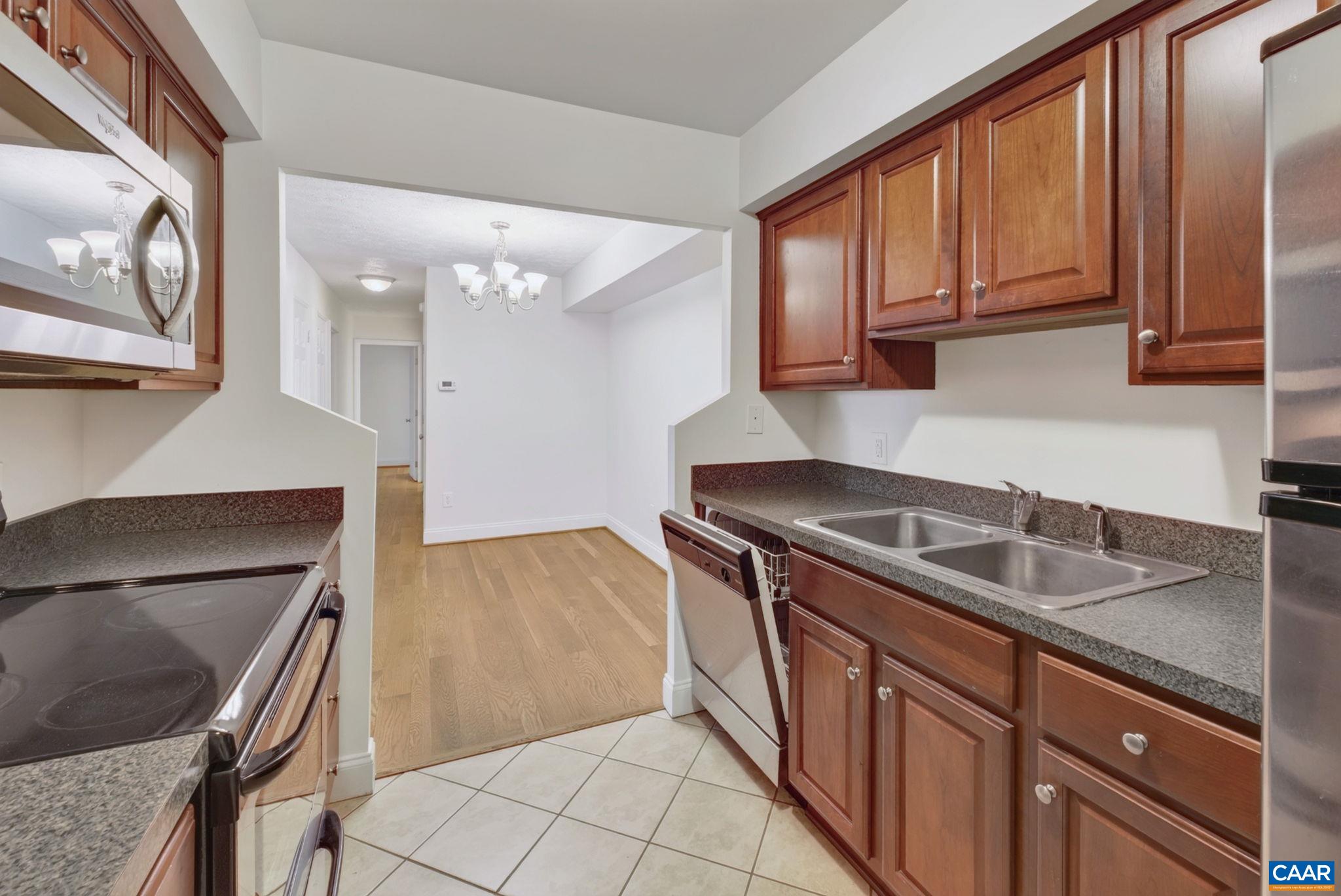 104 TURTLE CREEK RD, CHARLOTTESVILLE, Virginia 22901, 2 Bedrooms Bedrooms, ,2 BathroomsBathrooms,Residential,104 TURTLE CREEK RD,682096 MLS # 682096