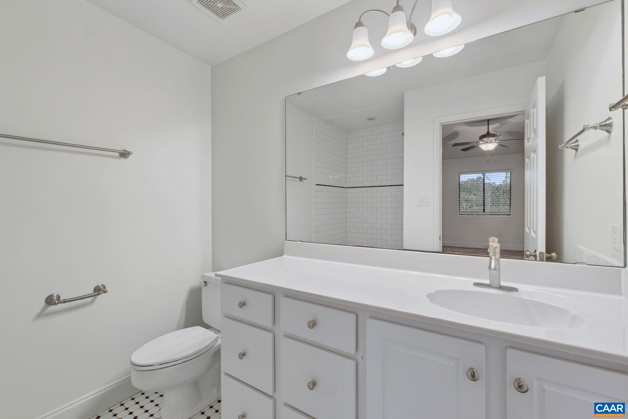 104 TURTLE CREEK RD, CHARLOTTESVILLE, Virginia 22901, 2 Bedrooms Bedrooms, ,2 BathroomsBathrooms,Residential,104 TURTLE CREEK RD,682096 MLS # 682096