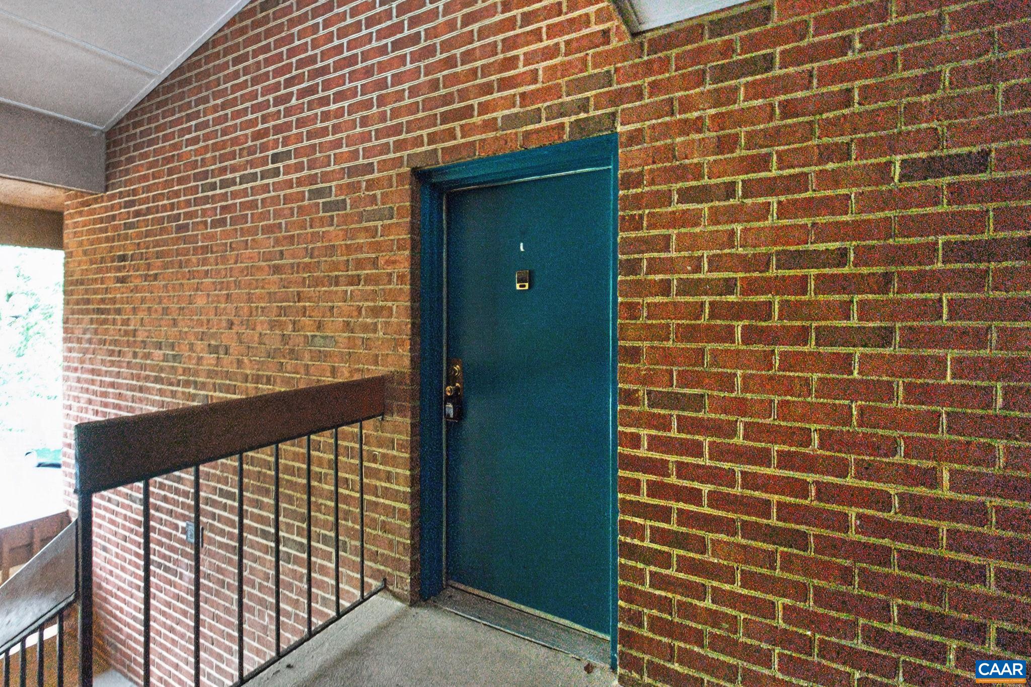 104 TURTLE CREEK RD, CHARLOTTESVILLE, Virginia 22901, 2 Bedrooms Bedrooms, ,2 BathroomsBathrooms,Residential,104 TURTLE CREEK RD,682096 MLS # 682096