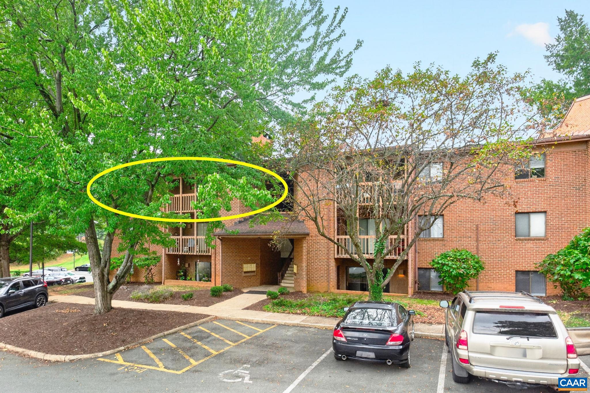104 TURTLE CREEK RD, CHARLOTTESVILLE, Virginia 22901, 2 Bedrooms Bedrooms, ,2 BathroomsBathrooms,Residential,104 TURTLE CREEK RD,682096 MLS # 682096