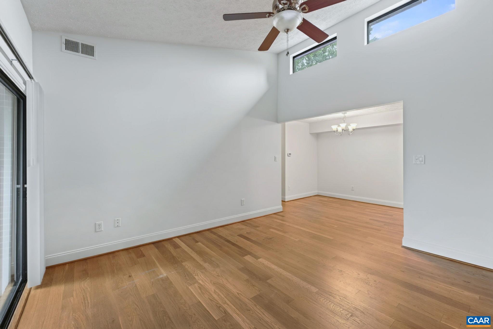 104 TURTLE CREEK RD, CHARLOTTESVILLE, Virginia 22901, 2 Bedrooms Bedrooms, ,2 BathroomsBathrooms,Residential,104 TURTLE CREEK RD,682096 MLS # 682096