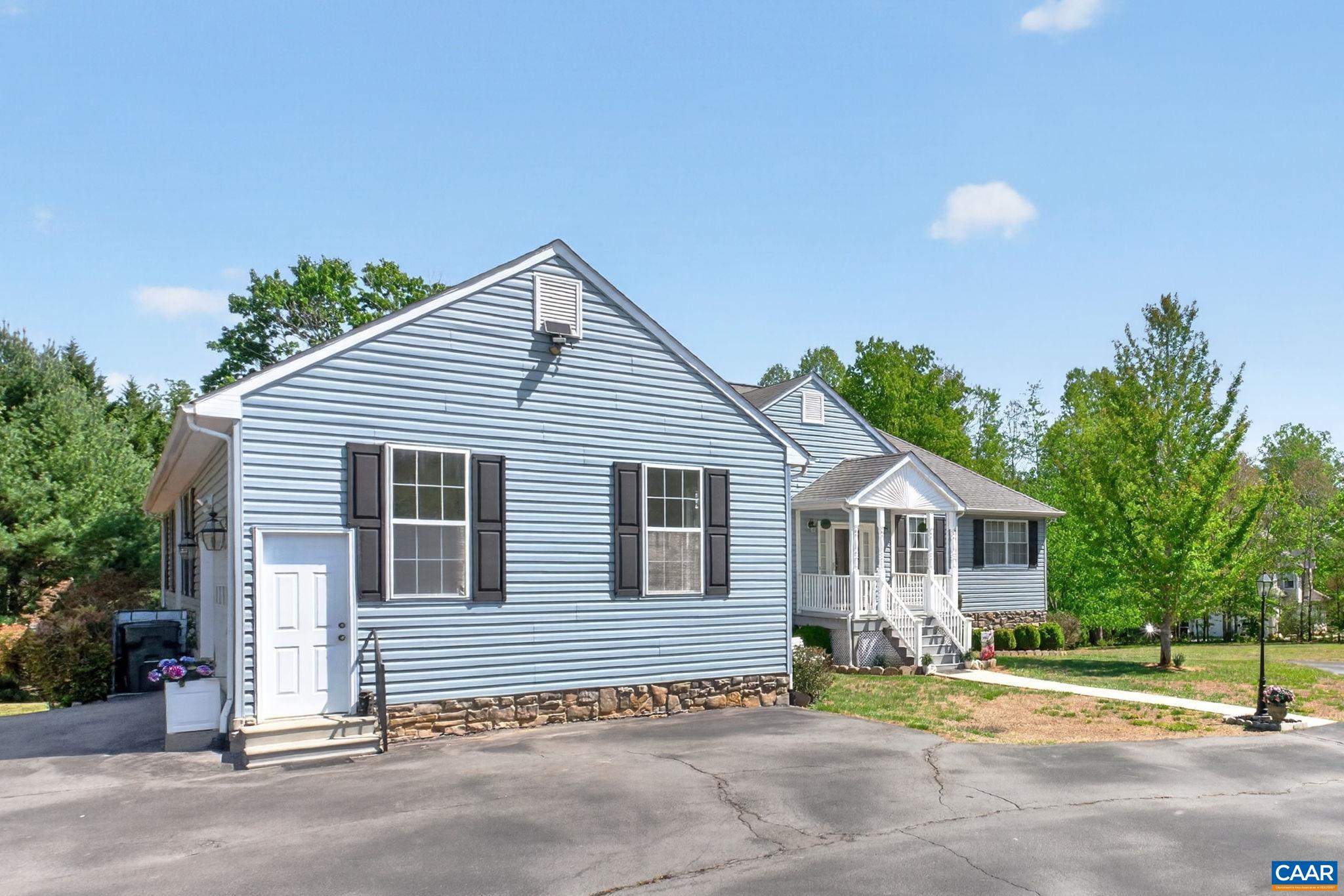 102 HAPPY VALLEY RD, KESWICK, Virginia 22947, 3 Bedrooms Bedrooms, ,3 BathroomsBathrooms,Residential,102 HAPPY VALLEY RD,682097 MLS # 682097
