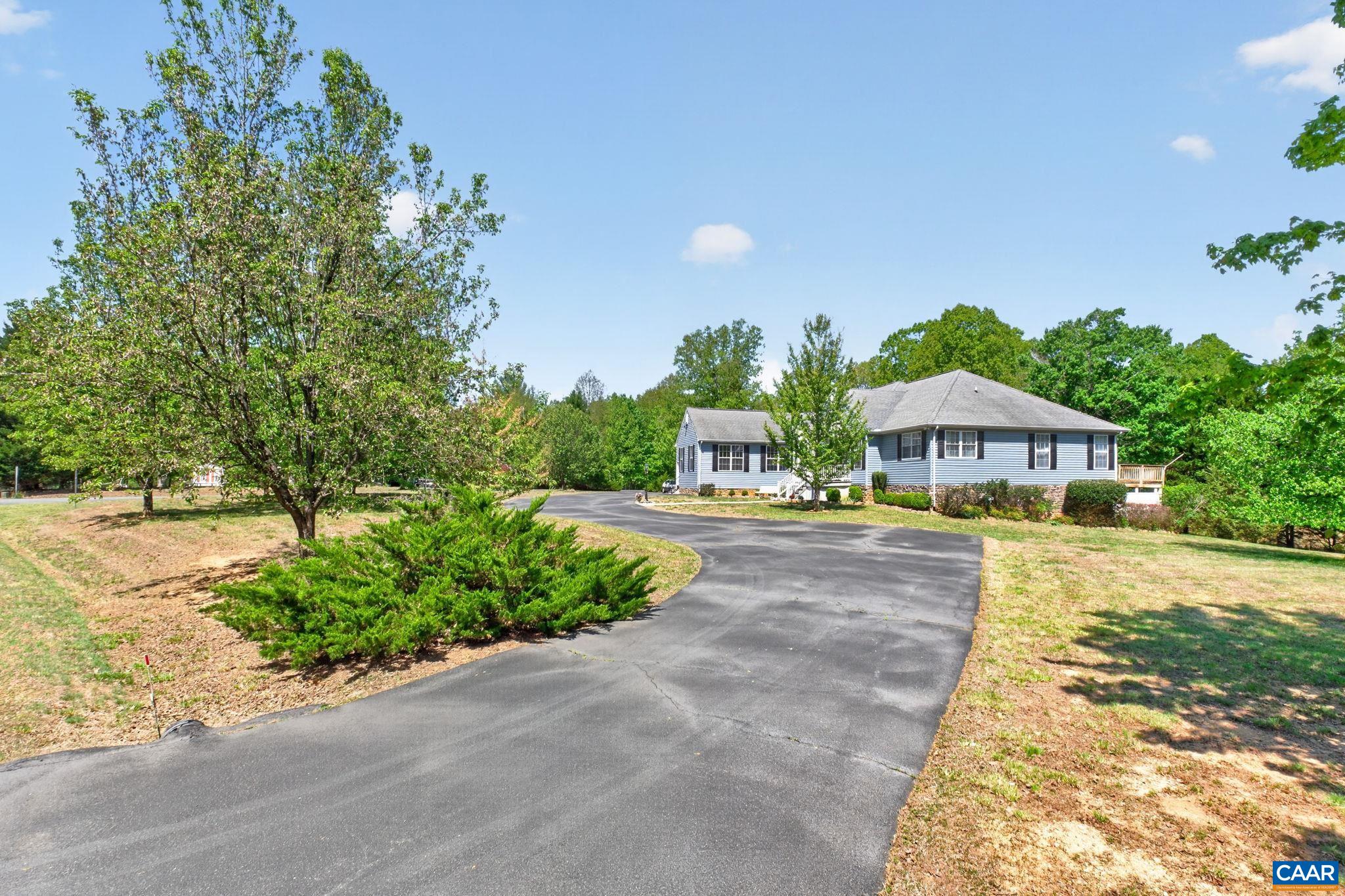102 HAPPY VALLEY RD, KESWICK, Virginia 22947, 3 Bedrooms Bedrooms, ,3 BathroomsBathrooms,Residential,102 HAPPY VALLEY RD,682097 MLS # 682097