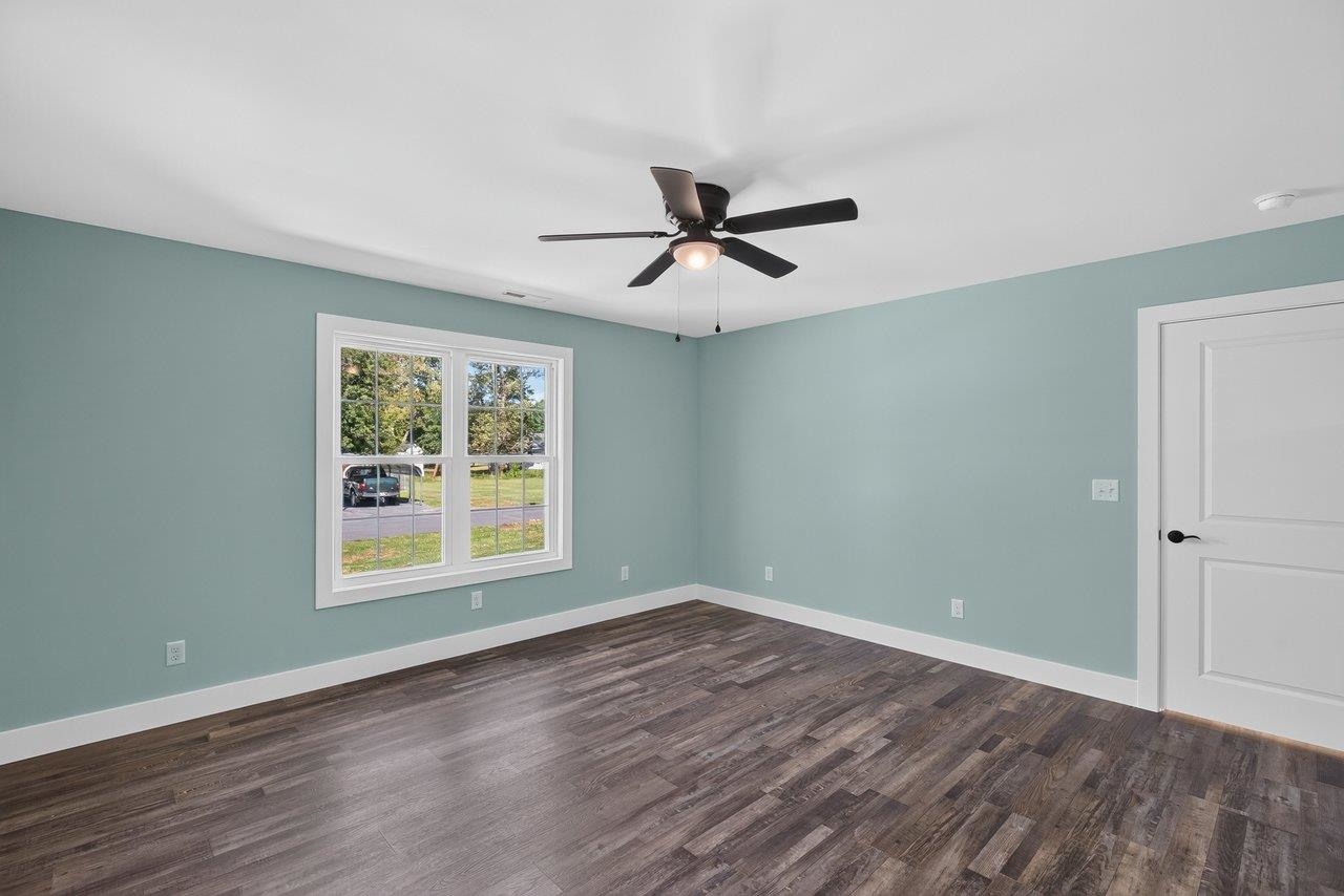 101 8TH ST, GROTTOES, Virginia 24441, 3 Bedrooms Bedrooms, ,2 BathroomsBathrooms,Residential,101 8TH ST,682101 MLS # 682101