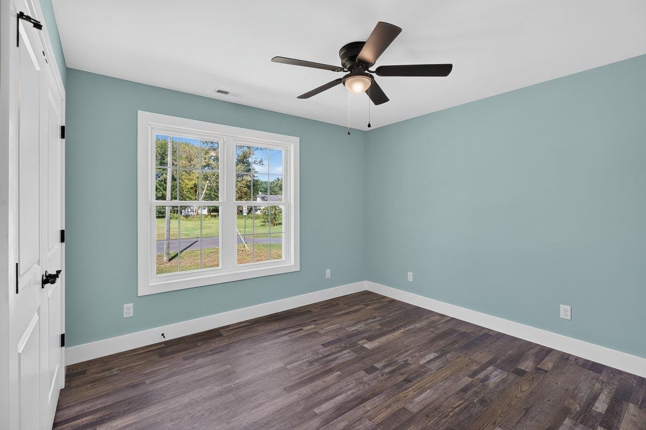 101 8TH ST, GROTTOES, Virginia 24441, 3 Bedrooms Bedrooms, ,2 BathroomsBathrooms,Residential,101 8TH ST,682101 MLS # 682101