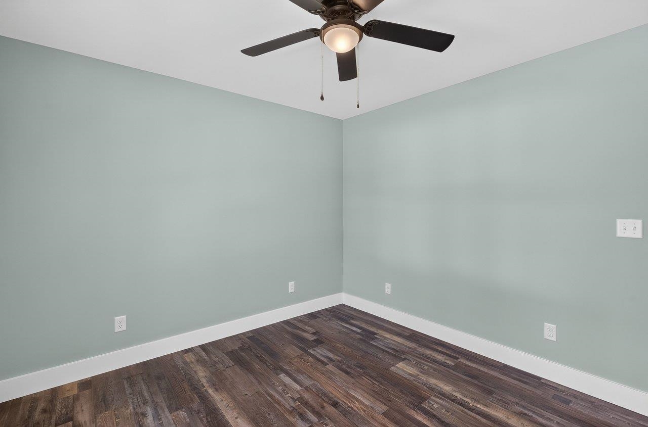 101 8TH ST, GROTTOES, Virginia 24441, 3 Bedrooms Bedrooms, ,2 BathroomsBathrooms,Residential,101 8TH ST,682101 MLS # 682101