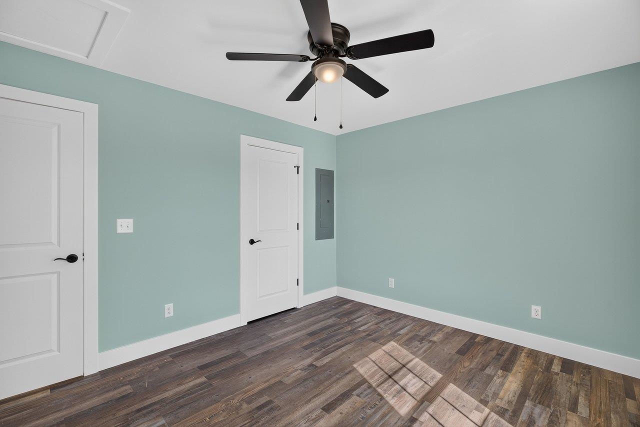101 8TH ST, GROTTOES, Virginia 24441, 3 Bedrooms Bedrooms, ,2 BathroomsBathrooms,Residential,101 8TH ST,682101 MLS # 682101