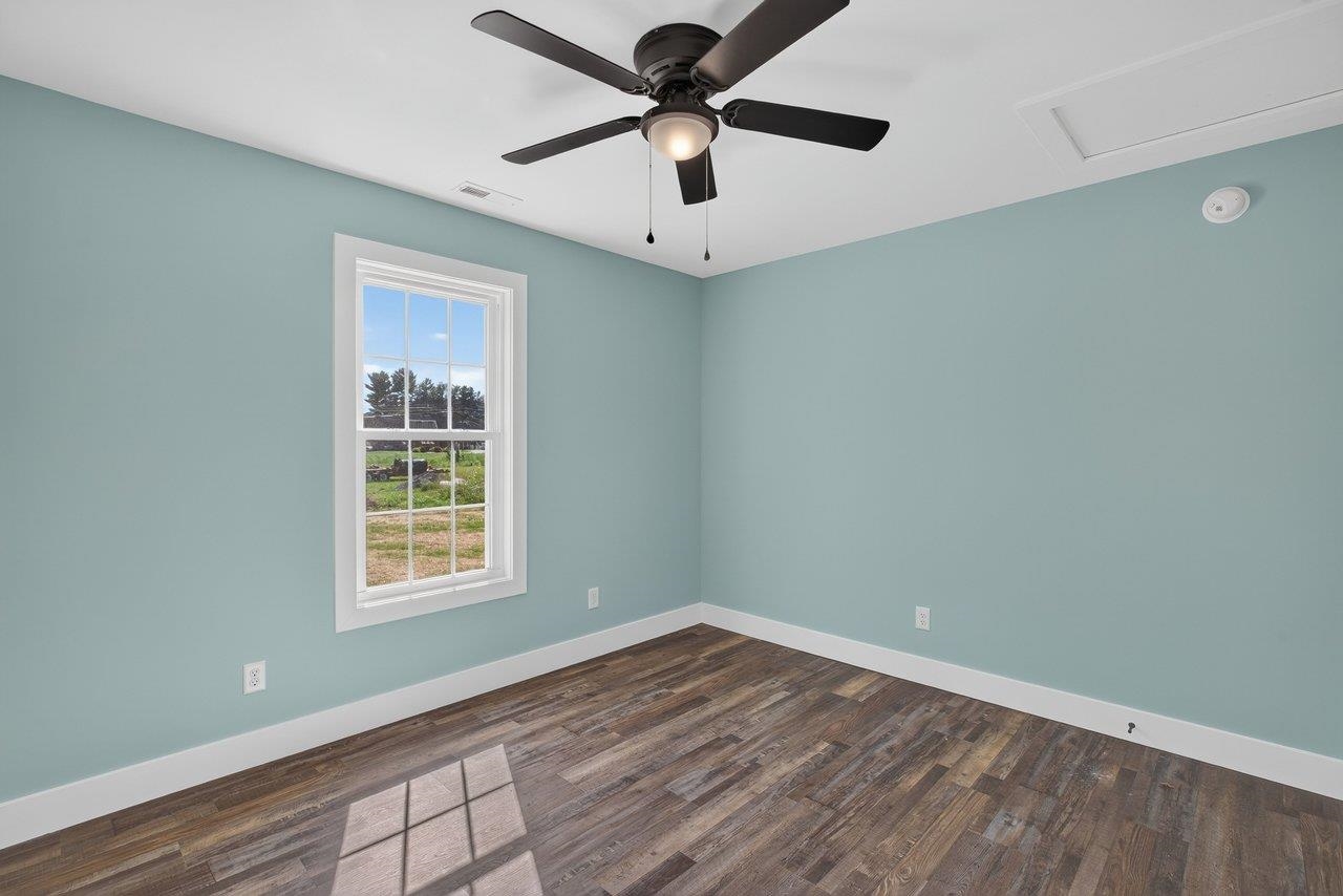 101 8TH ST, GROTTOES, Virginia 24441, 3 Bedrooms Bedrooms, ,2 BathroomsBathrooms,Residential,101 8TH ST,682101 MLS # 682101