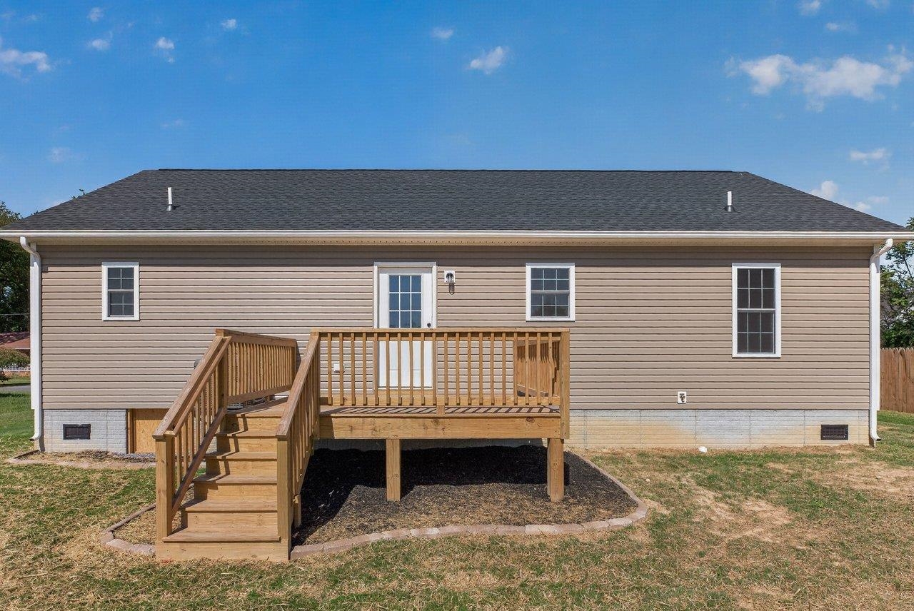 101 8TH ST, GROTTOES, Virginia 24441, 3 Bedrooms Bedrooms, ,2 BathroomsBathrooms,Residential,101 8TH ST,682101 MLS # 682101