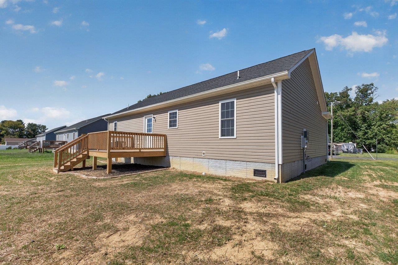 101 8TH ST, GROTTOES, Virginia 24441, 3 Bedrooms Bedrooms, ,2 BathroomsBathrooms,Residential,101 8TH ST,682101 MLS # 682101