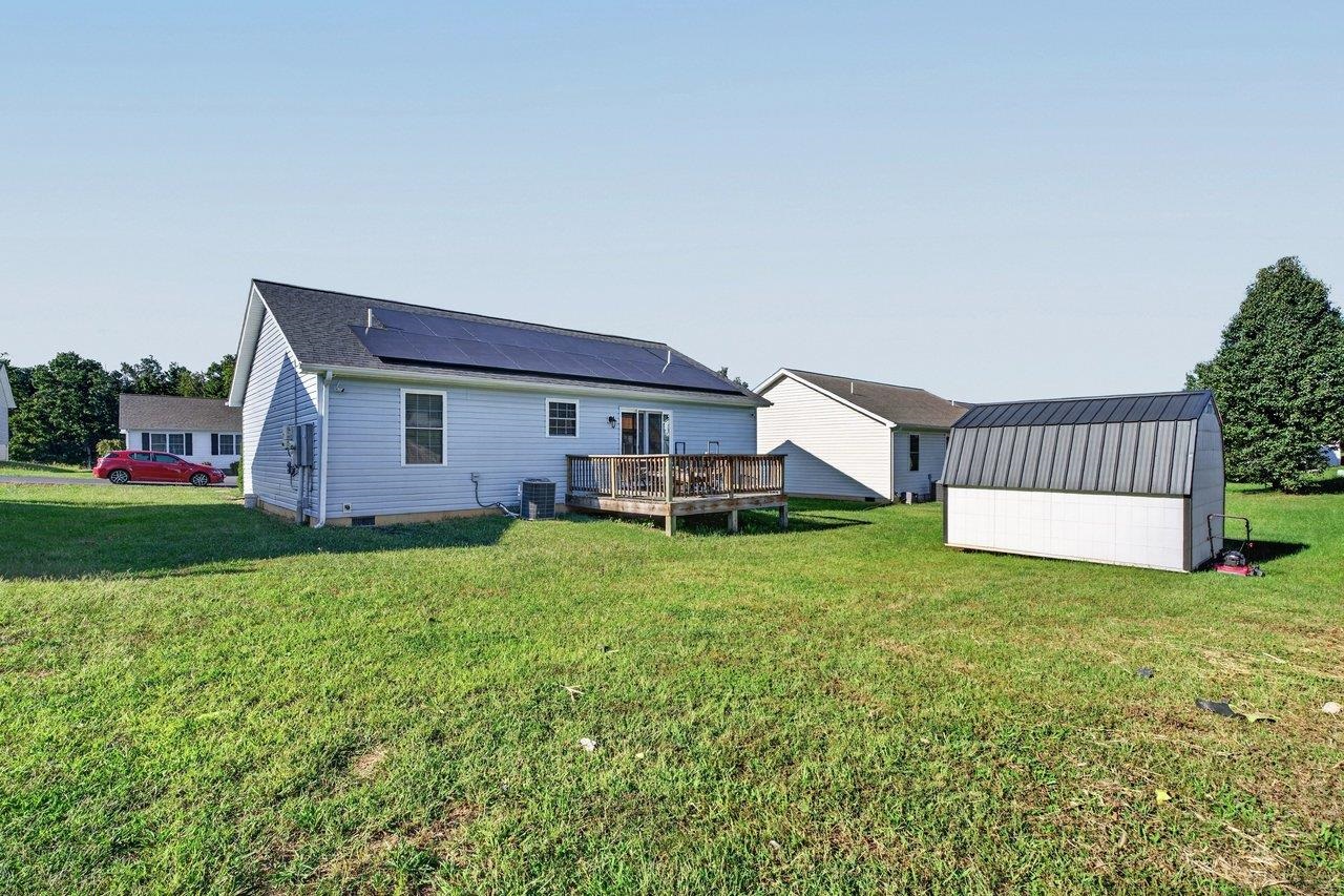2425 BRENTWOOD DR, ROCKINGHAM, Virginia 22801, 3 Bedrooms Bedrooms, ,2 BathroomsBathrooms,Residential,2425 BRENTWOOD DR,682103 MLS # 682103