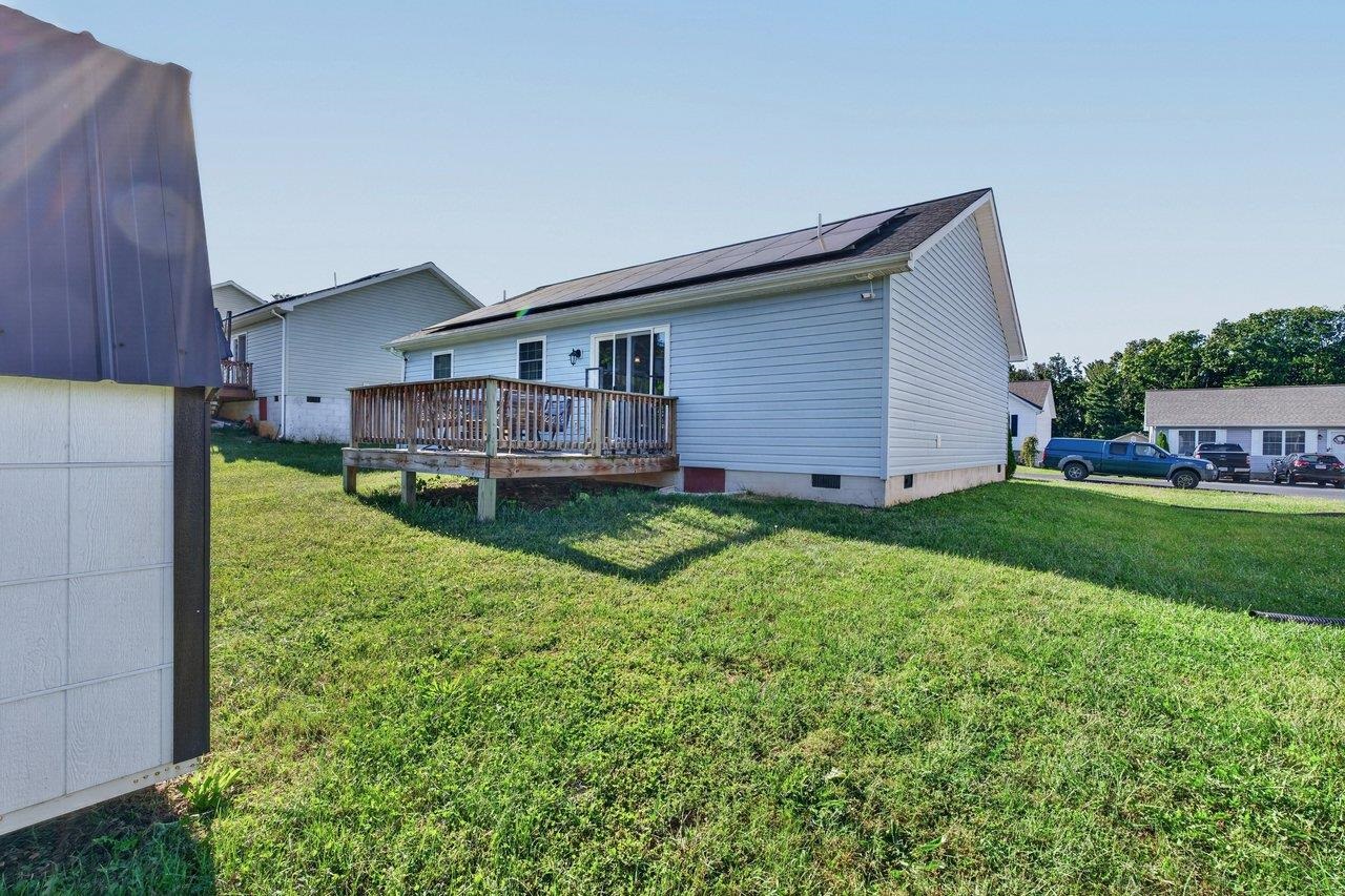 2425 BRENTWOOD DR, ROCKINGHAM, Virginia 22801, 3 Bedrooms Bedrooms, ,2 BathroomsBathrooms,Residential,2425 BRENTWOOD DR,682103 MLS # 682103