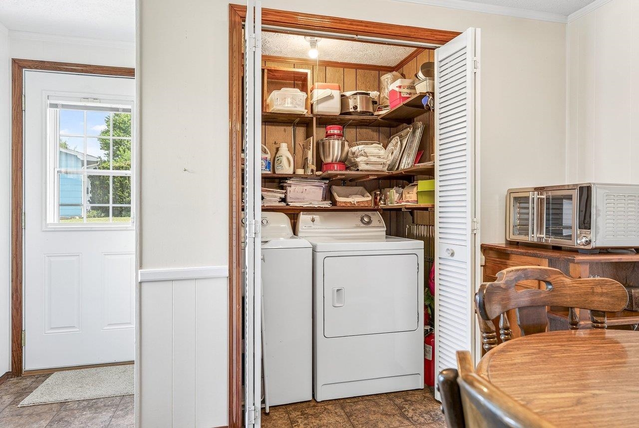 2627 MINIE BALL LN, KEEZLETOWN, Virginia 22832, 3 Bedrooms Bedrooms, ,1 BathroomBathrooms,Residential,2627 MINIE BALL LN,679329 MLS # 679329 2627 MINIE BALL LN, KEEZLETOWN, Virginia 22832, 3 Bedrooms Bedrooms, ,1 BathroomBathrooms,Residential,2627 MINIE BALL LN,679329 MLS # 679329