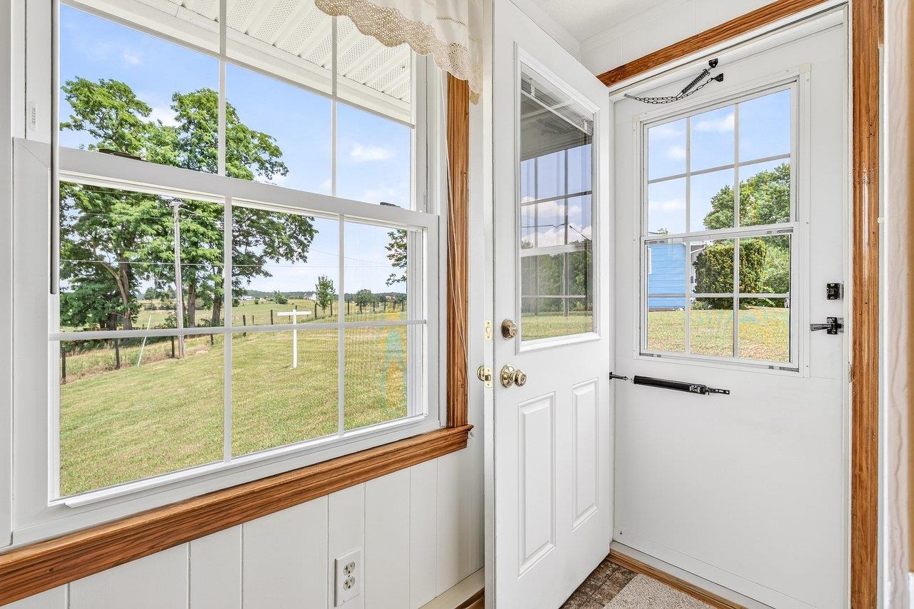 2627 MINIE BALL LN, KEEZLETOWN, Virginia 22832, 3 Bedrooms Bedrooms, ,1 BathroomBathrooms,Residential,2627 MINIE BALL LN,679329 MLS # 679329 2627 MINIE BALL LN, KEEZLETOWN, Virginia 22832, 3 Bedrooms Bedrooms, ,1 BathroomBathrooms,Residential,2627 MINIE BALL LN,679329 MLS # 679329