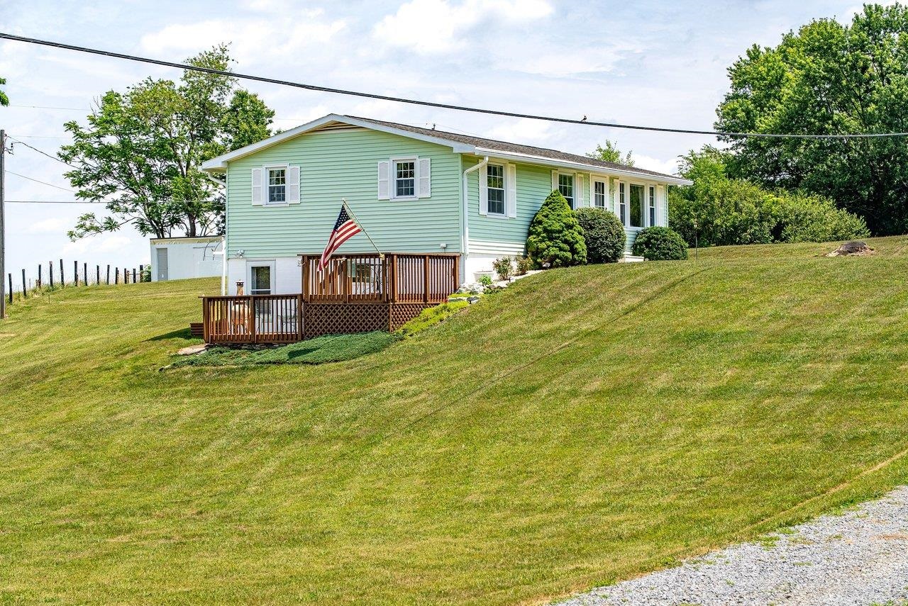 2627 MINIE BALL LN, KEEZLETOWN, Virginia 22832, 3 Bedrooms Bedrooms, ,1 BathroomBathrooms,Residential,2627 MINIE BALL LN,679329 MLS # 679329 2627 MINIE BALL LN, KEEZLETOWN, Virginia 22832, 3 Bedrooms Bedrooms, ,1 BathroomBathrooms,Residential,2627 MINIE BALL LN,679329 MLS # 679329