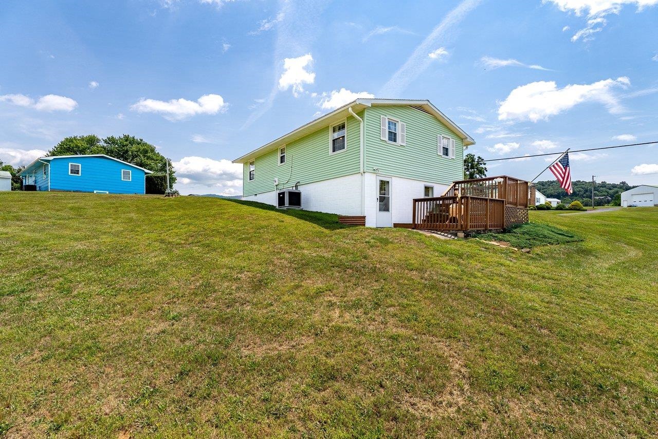 2627 MINIE BALL LN, KEEZLETOWN, Virginia 22832, 3 Bedrooms Bedrooms, ,1 BathroomBathrooms,Residential,2627 MINIE BALL LN,679329 MLS # 679329 2627 MINIE BALL LN, KEEZLETOWN, Virginia 22832, 3 Bedrooms Bedrooms, ,1 BathroomBathrooms,Residential,2627 MINIE BALL LN,679329 MLS # 679329
