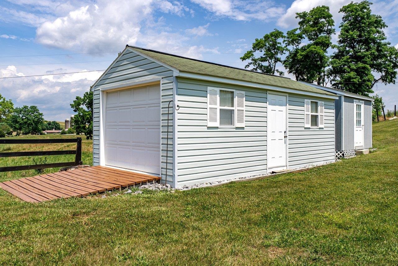 2627 MINIE BALL LN, KEEZLETOWN, Virginia 22832, 3 Bedrooms Bedrooms, ,1 BathroomBathrooms,Residential,2627 MINIE BALL LN,679329 MLS # 679329 2627 MINIE BALL LN, KEEZLETOWN, Virginia 22832, 3 Bedrooms Bedrooms, ,1 BathroomBathrooms,Residential,2627 MINIE BALL LN,679329 MLS # 679329