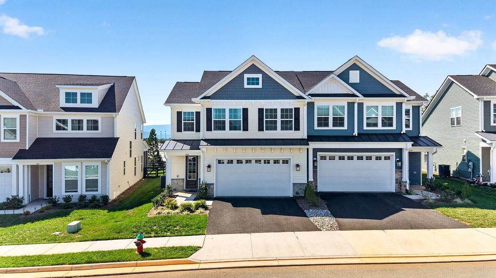 205 SPRINGDALE RD, WAYNESBORO, Virginia 22980, 3 Bedrooms Bedrooms, ,2 BathroomsBathrooms,Residential,205 SPRINGDALE RD,682108 MLS # 682108