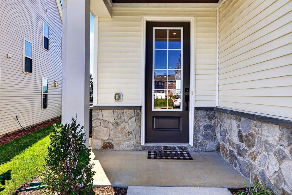 205 SPRINGDALE RD, WAYNESBORO, Virginia 22980, 3 Bedrooms Bedrooms, ,2 BathroomsBathrooms,Residential,205 SPRINGDALE RD,682108 MLS # 682108