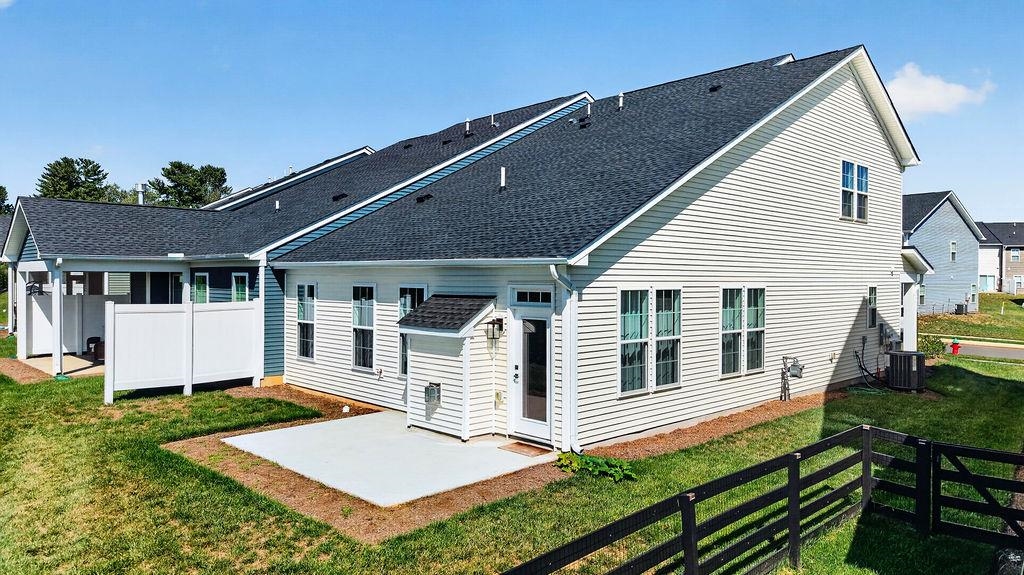 205 SPRINGDALE RD, WAYNESBORO, Virginia 22980, 3 Bedrooms Bedrooms, ,2 BathroomsBathrooms,Residential,205 SPRINGDALE RD,682108 MLS # 682108
