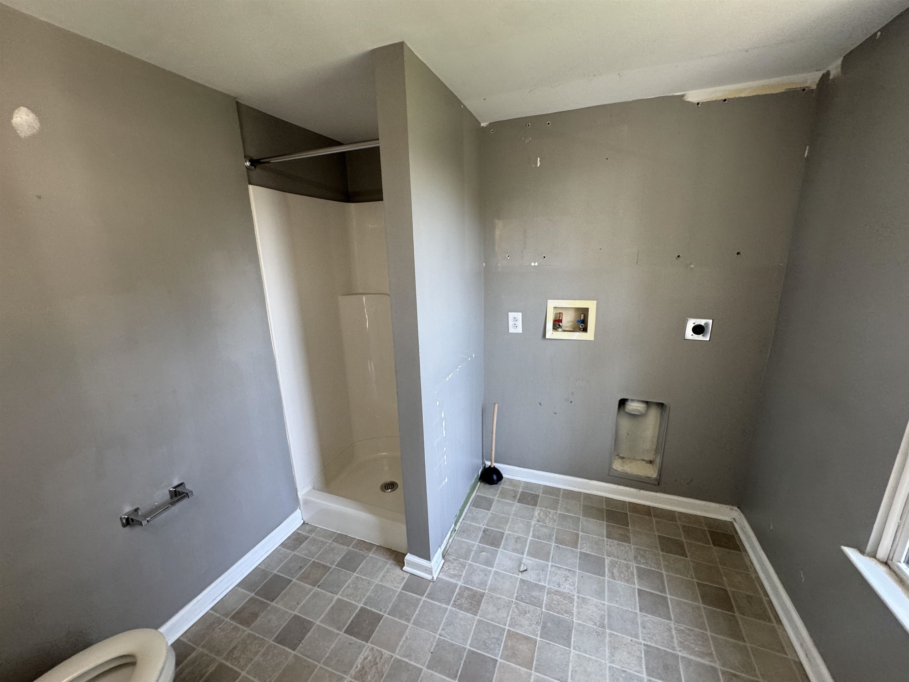 1252 VILLA LN, CHARLOTTESVILLE, Virginia 22903, 2 Bedrooms Bedrooms, ,2 BathroomsBathrooms,Residential,1252 VILLA LN,682111 MLS # 682111