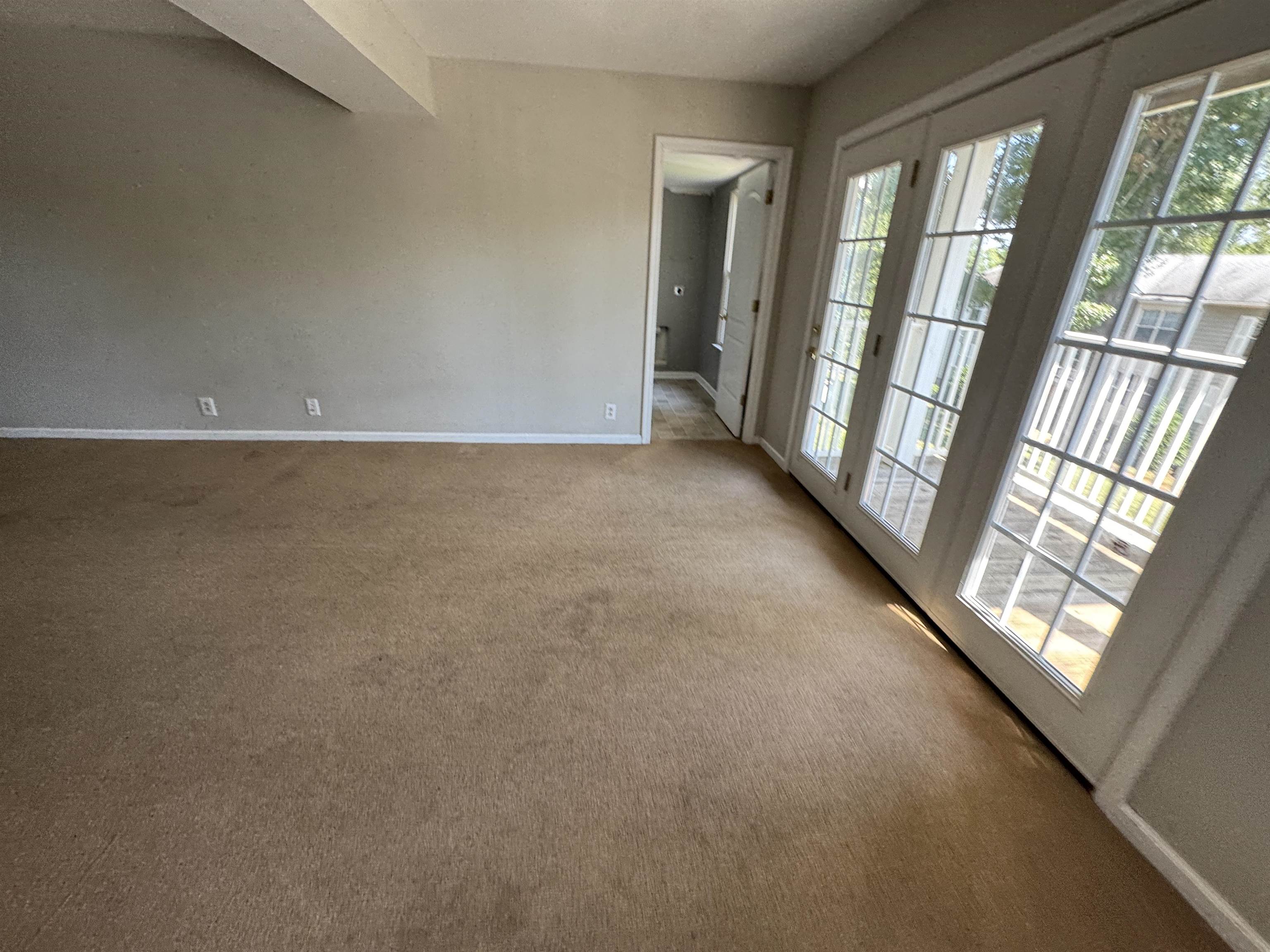 1252 VILLA LN, CHARLOTTESVILLE, Virginia 22903, 2 Bedrooms Bedrooms, ,2 BathroomsBathrooms,Residential,1252 VILLA LN,682111 MLS # 682111