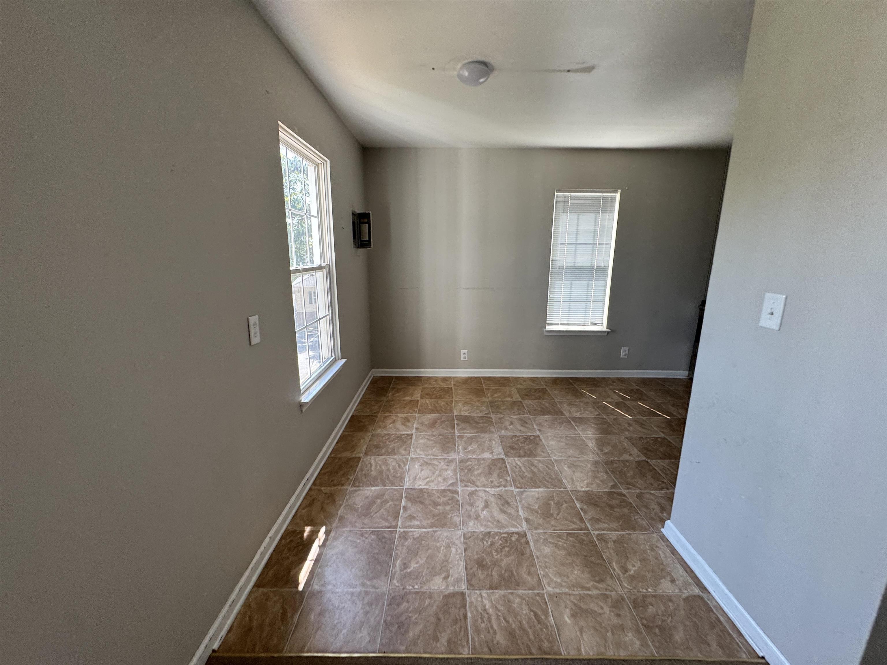 1252 VILLA LN, CHARLOTTESVILLE, Virginia 22903, 2 Bedrooms Bedrooms, ,2 BathroomsBathrooms,Residential,1252 VILLA LN,682111 MLS # 682111