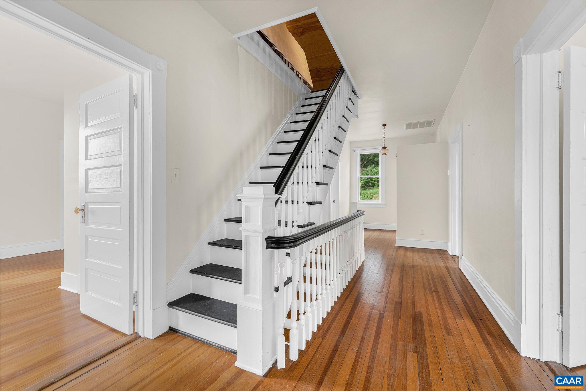 550 VALLEY ST, SCOTTSVILLE, Virginia 24590, 4 Bedrooms Bedrooms, ,3 BathroomsBathrooms,Residential,550 VALLEY ST,682124 MLS # 682124