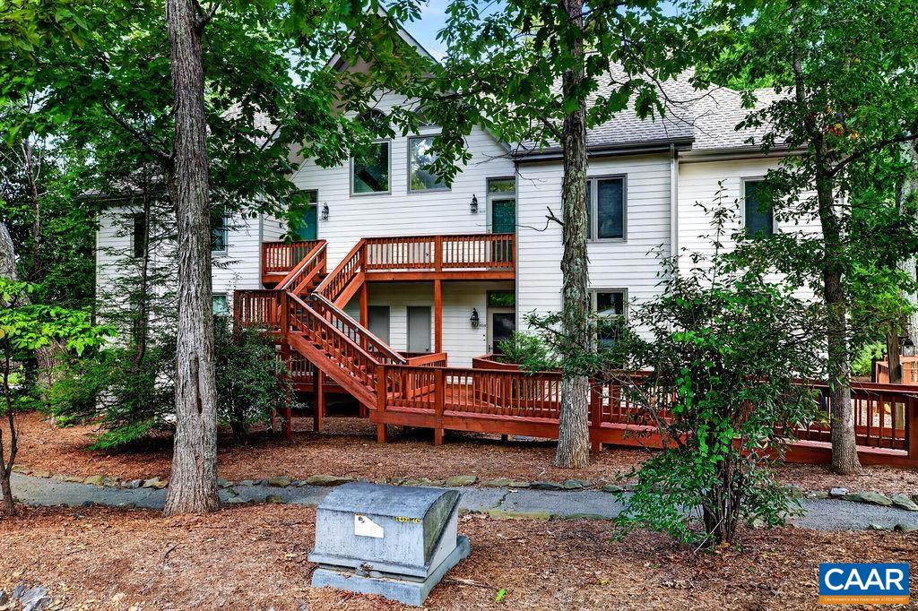 2004 STONE RIDGE WOODS CONDOS, WINTERGREEN RESORT, Virginia 22958, 3 Bedrooms Bedrooms, ,3 BathroomsBathrooms,Residential,2004 STONE RIDGE WOODS CONDOS,682130 MLS # 682130