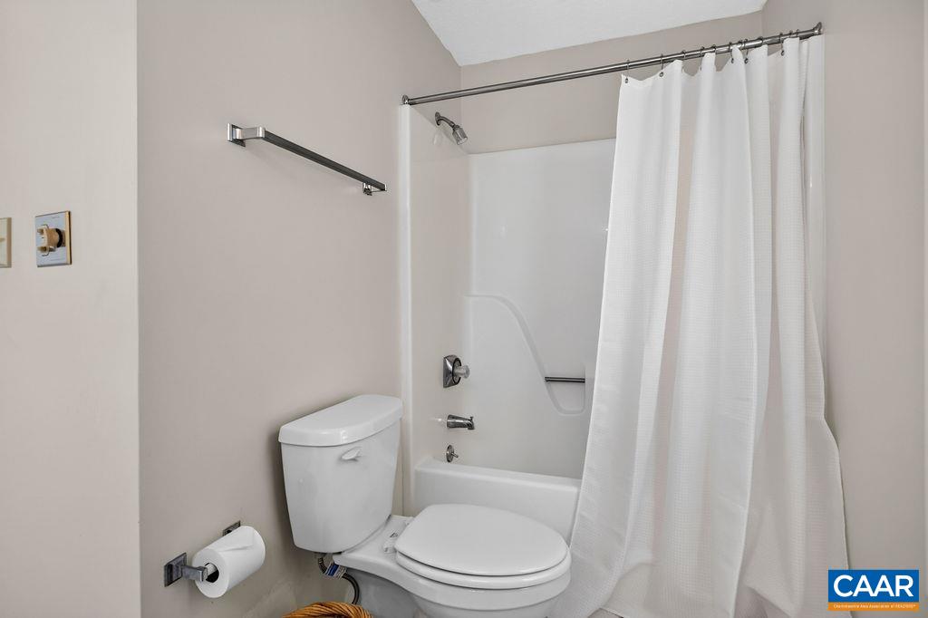 2004 STONE RIDGE WOODS CONDOS, WINTERGREEN RESORT, Virginia 22958, 3 Bedrooms Bedrooms, ,3 BathroomsBathrooms,Residential,2004 STONE RIDGE WOODS CONDOS,682130 MLS # 682130