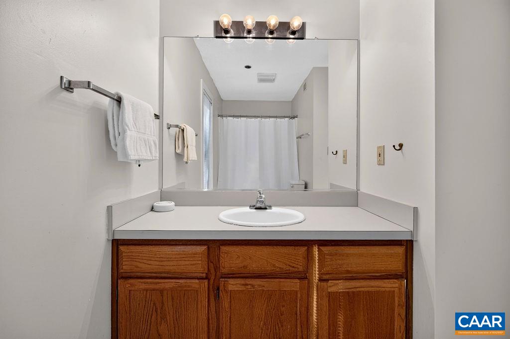 2004 STONE RIDGE WOODS CONDOS, WINTERGREEN RESORT, Virginia 22958, 3 Bedrooms Bedrooms, ,3 BathroomsBathrooms,Residential,2004 STONE RIDGE WOODS CONDOS,682130 MLS # 682130