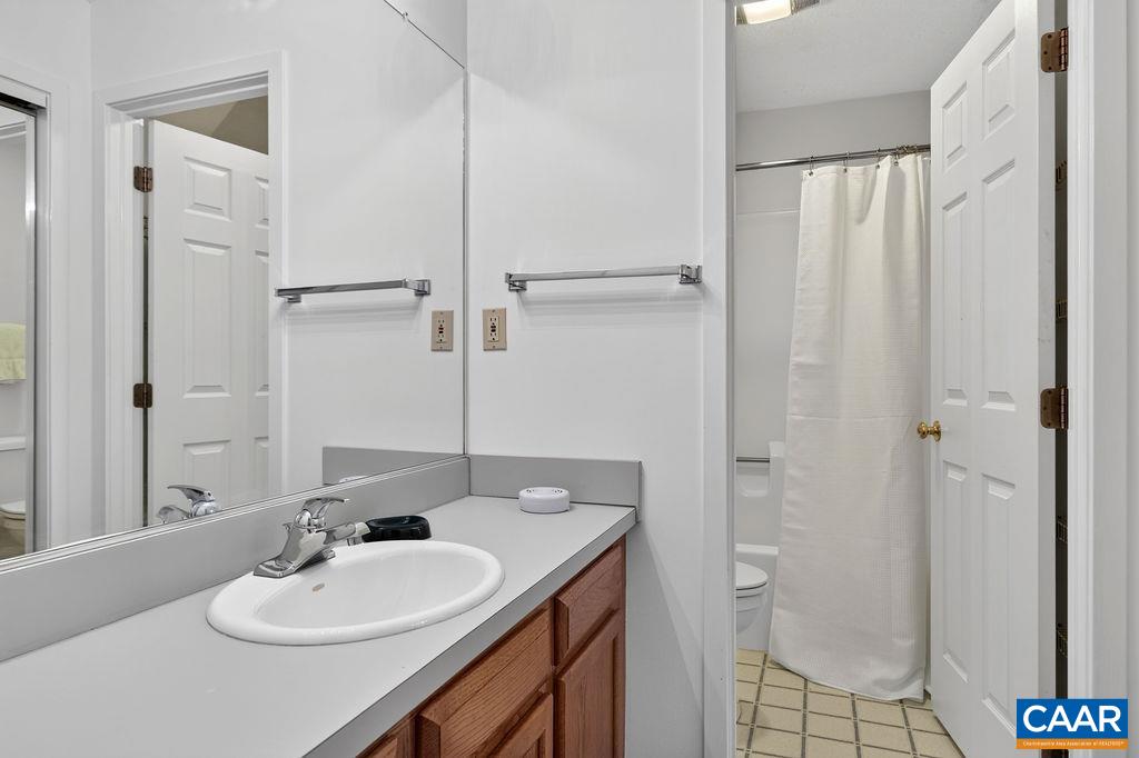 2004 STONE RIDGE WOODS CONDOS, WINTERGREEN RESORT, Virginia 22958, 3 Bedrooms Bedrooms, ,3 BathroomsBathrooms,Residential,2004 STONE RIDGE WOODS CONDOS,682130 MLS # 682130