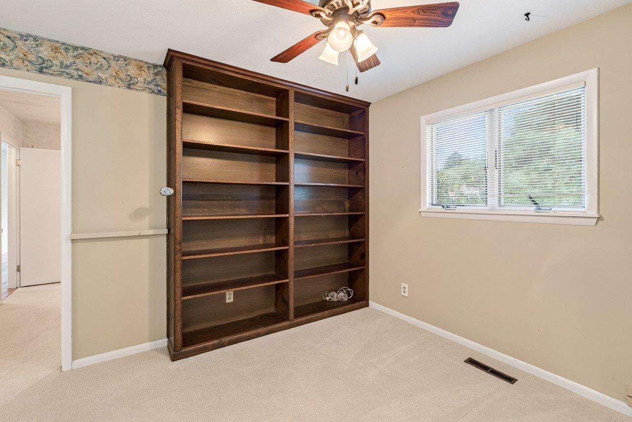 1630 CENTRAL AVE, HARRISONBURG, Virginia 22801, 5 Bedrooms Bedrooms, ,3 BathroomsBathrooms,Residential,1630 CENTRAL AVE,682134 MLS # 682134 1630 CENTRAL AVE, HARRISONBURG, Virginia 22801, 5 Bedrooms Bedrooms, ,3 BathroomsBathrooms,Residential,1630 CENTRAL AVE,682134 MLS # 682134