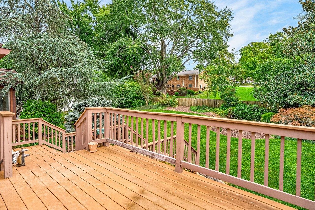 1630 CENTRAL AVE, HARRISONBURG, Virginia 22801, 5 Bedrooms Bedrooms, ,3 BathroomsBathrooms,Residential,1630 CENTRAL AVE,682134 MLS # 682134 1630 CENTRAL AVE, HARRISONBURG, Virginia 22801, 5 Bedrooms Bedrooms, ,3 BathroomsBathrooms,Residential,1630 CENTRAL AVE,682134 MLS # 682134