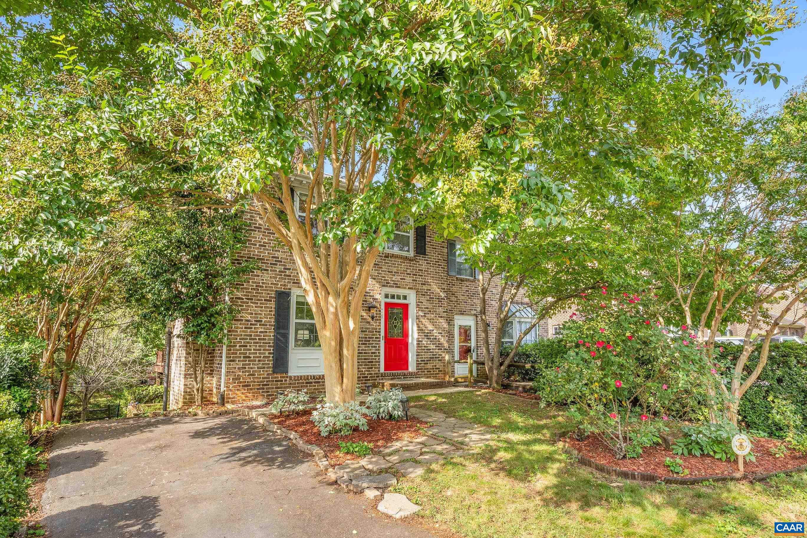 71 COURT PL, CHARLOTTESVILLE, Virginia 22901, 3 Bedrooms Bedrooms, ,1 BathroomBathrooms,Residential,71 COURT PL,681825 MLS # 681825 71 COURT PL, CHARLOTTESVILLE, Virginia 22901, 3 Bedrooms Bedrooms, ,1 BathroomBathrooms,Residential,71 COURT PL,681825 MLS # 681825